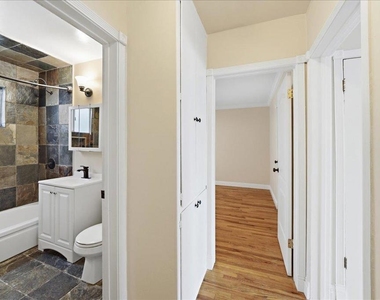 11719 Mayfield Avenue - Photo Thumbnail 10