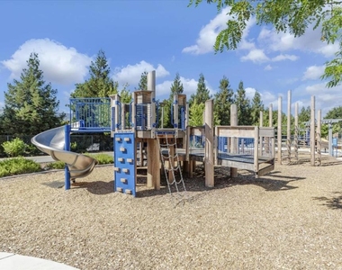 6568 Vision Court - Photo Thumbnail 23