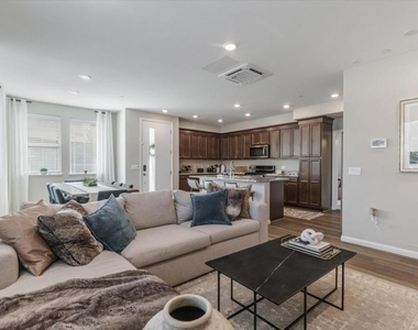 6568 Vision Court - Photo Thumbnail 3