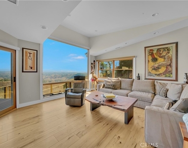 3064 Nestall - Photo Thumbnail 15