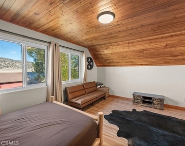 1025 E Country Club - Photo Thumbnail 21