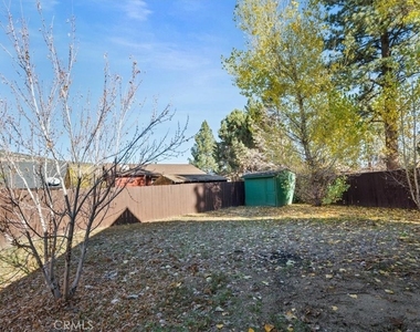 1025 E Country Club - Photo Thumbnail 25