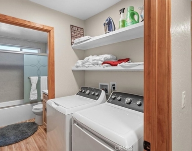1025 E Country Club - Photo Thumbnail 15