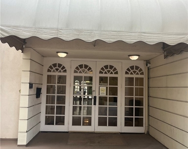 5625 Sumner Way - Photo Thumbnail 2