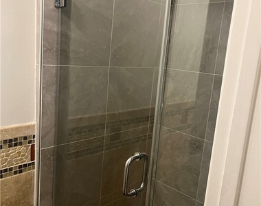 5625 Sumner Way - Photo Thumbnail 19