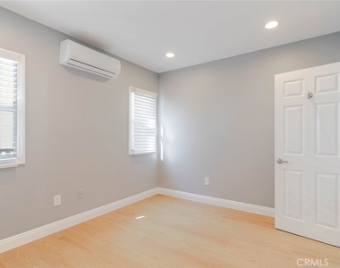 1051 Western Avenue - Photo Thumbnail 9