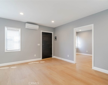 1051 Western Avenue - Photo Thumbnail 3