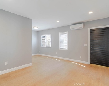 1051 Western Avenue - Photo Thumbnail 2