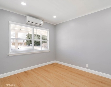 1051 Western Avenue - Photo Thumbnail 6