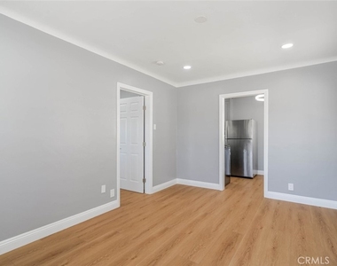 1051 Western Avenue - Photo Thumbnail 4