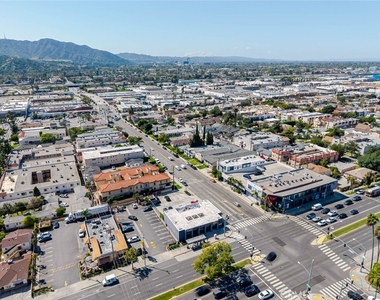 1051 Western Avenue - Photo Thumbnail 14