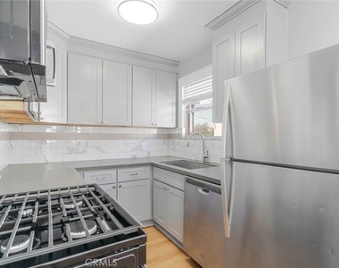 1051 Western Avenue - Photo Thumbnail 5