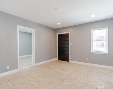 1049 Western Avenue - Photo Thumbnail 3
