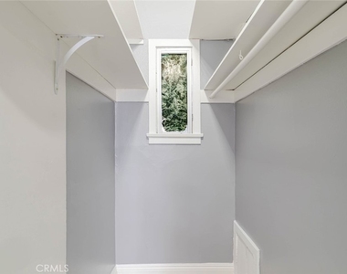 1049 Western Avenue - Photo Thumbnail 12