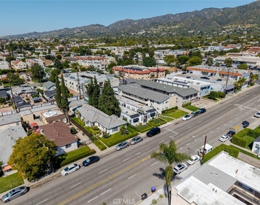 1051 Western Avenue - Photo Thumbnail 17