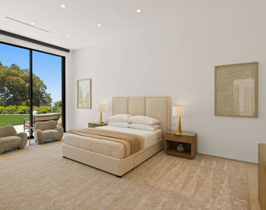 365 Trousdale Place - Photo Thumbnail 37