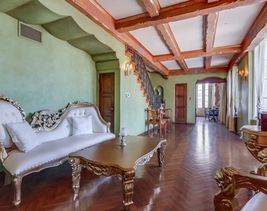642 S Bronson Avenue - Photo Thumbnail 13