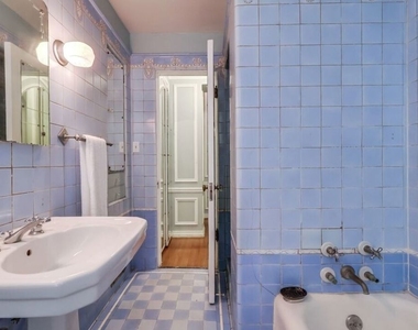 642 S Bronson Avenue - Photo Thumbnail 40