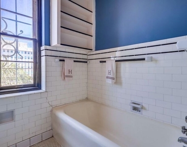 642 S Bronson Avenue - Photo Thumbnail 51