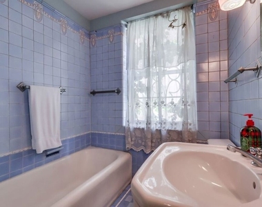 642 S Bronson Avenue - Photo Thumbnail 38