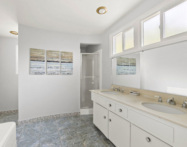11807 Bel Terrace - Photo Thumbnail 19