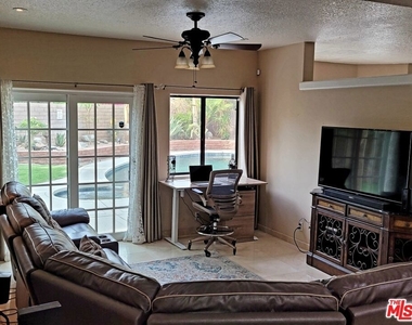 78920 Skyward Way - Photo Thumbnail 8