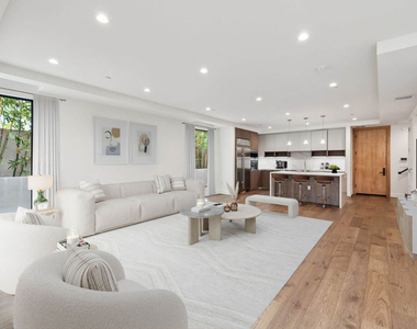 725 N Croft Avenue - Photo Thumbnail 16
