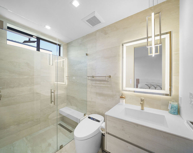 1500 Ocean Drive - Photo Thumbnail 39