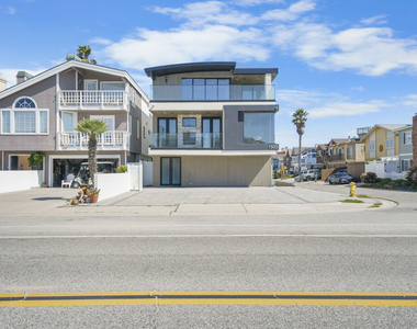 1500 Ocean Drive - Photo Thumbnail 2