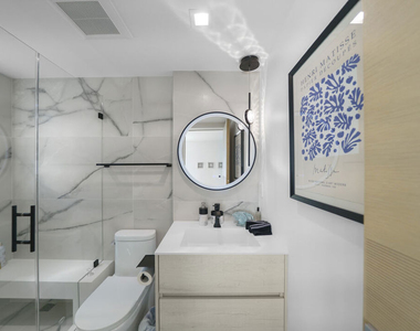 1500 Ocean Drive - Photo Thumbnail 17