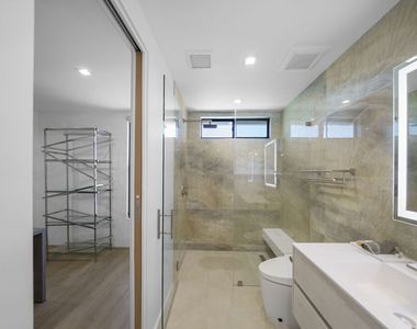 1500 Ocean Drive - Photo Thumbnail 48