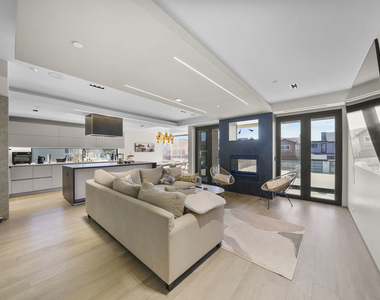 1500 Ocean Drive - Photo Thumbnail 23