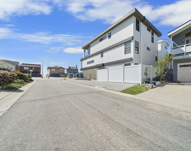 1500 Ocean Drive - Photo Thumbnail 7