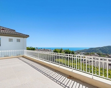 16646 Calle Brittany - Photo Thumbnail 8