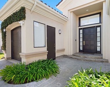 16646 Calle Brittany - Photo Thumbnail 2
