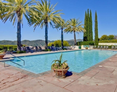 16646 Calle Brittany - Photo Thumbnail 32