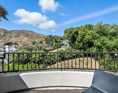 23971 De Ville Way - Photo Thumbnail 18