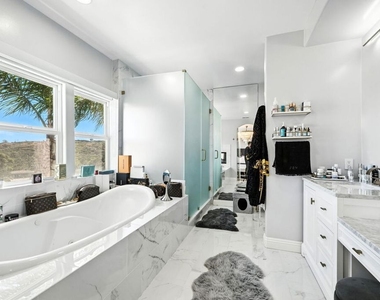 23971 De Ville Way - Photo Thumbnail 15