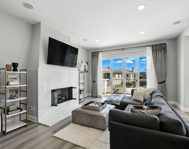 23971 De Ville Way - Photo Thumbnail 6
