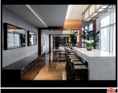 900 W Olympic Boulevard - Photo Thumbnail 29