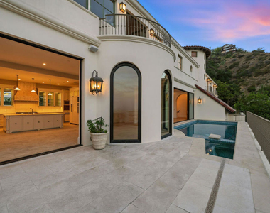 1675 Woods Drive - Photo Thumbnail 22