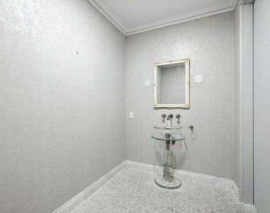 1675 Woods Drive - Photo Thumbnail 29