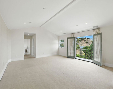1675 Woods Drive - Photo Thumbnail 44