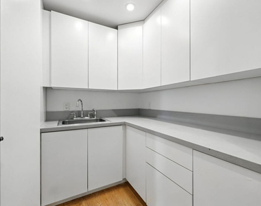 1675 Woods Drive - Photo Thumbnail 55