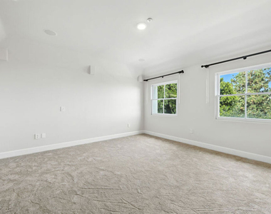 1675 Woods Drive - Photo Thumbnail 56