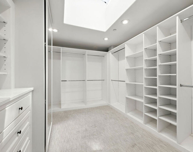 1675 Woods Drive - Photo Thumbnail 37