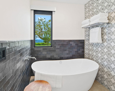 6813 Shearwater Lane - Photo Thumbnail 15