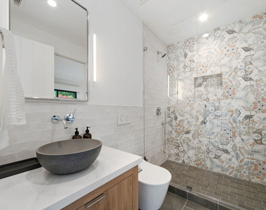 6813 Shearwater Lane - Photo Thumbnail 24
