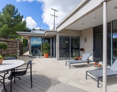 2154 Ridgemont Drive - Photo Thumbnail 22