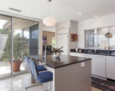 2154 Ridgemont Drive - Photo Thumbnail 9